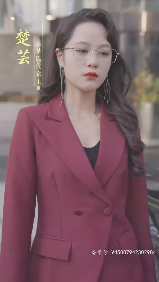 不裝了，假千金就是我